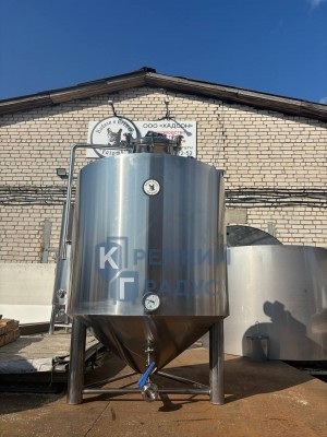 Винификатор из нержавеющей стали "HUDSON’S BREWERY EQUIPMENT" V= 500 с рубашкой охлаждения(красное)